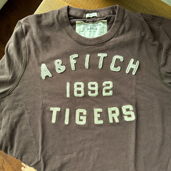 Tee Shirt L short sleeves Abercrombie brown - Picture 1 of 4